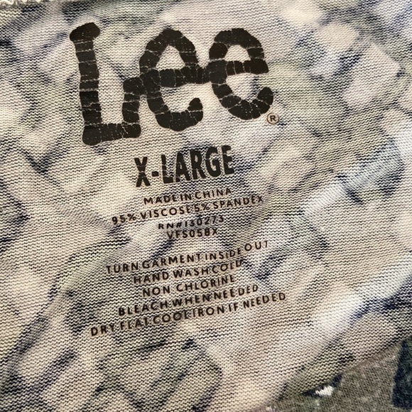 🦄 𝅺lee Round Neck Patterned Top Navy, Green, White size XL - Picture 4 of 6